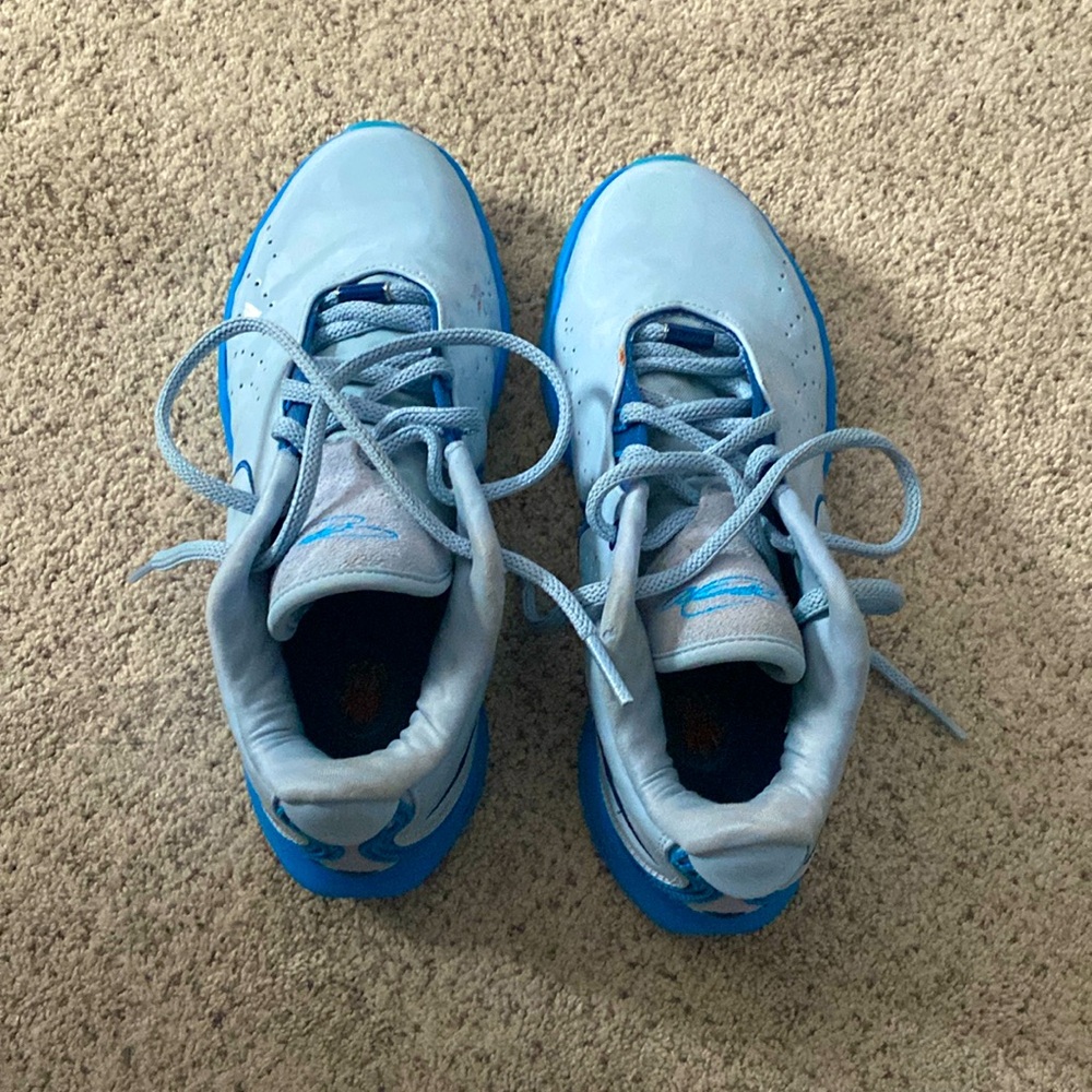 Basketball shoes Lebron 21’s